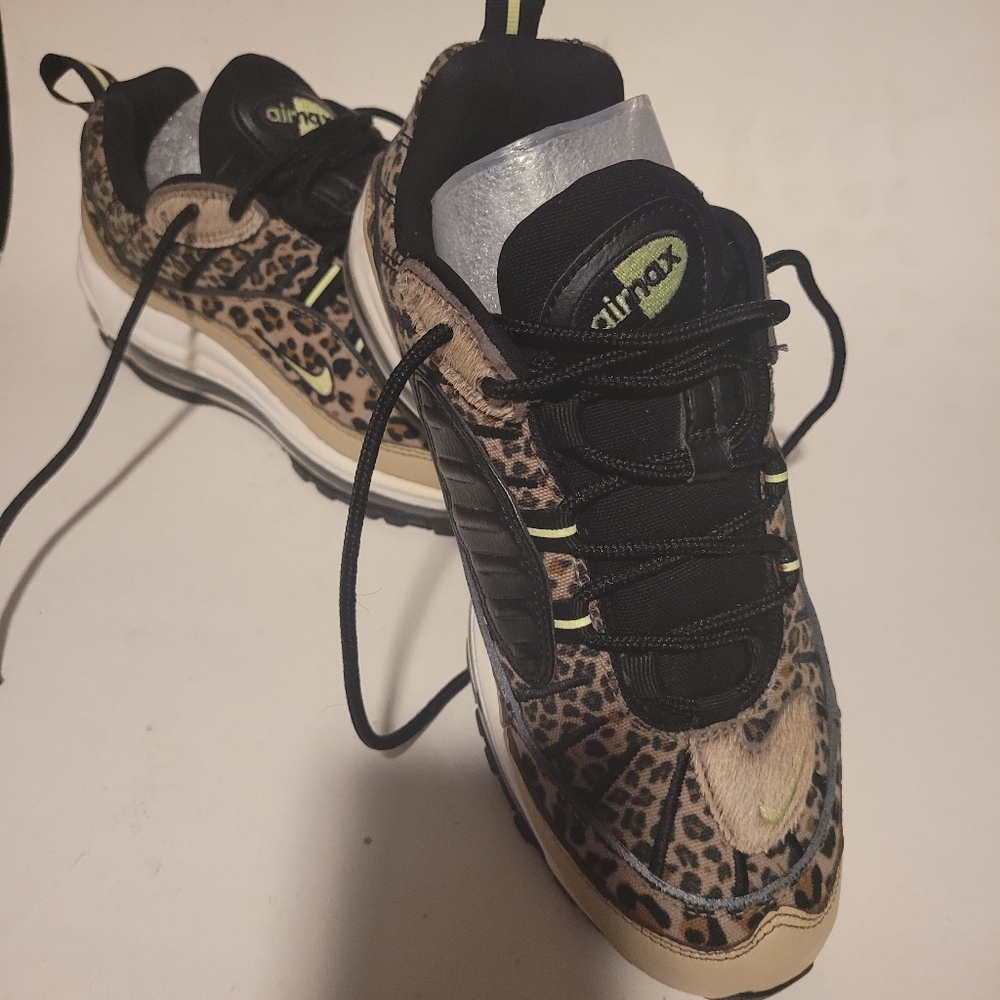 Nike AirMax Custom Womens shoes. Size 7.